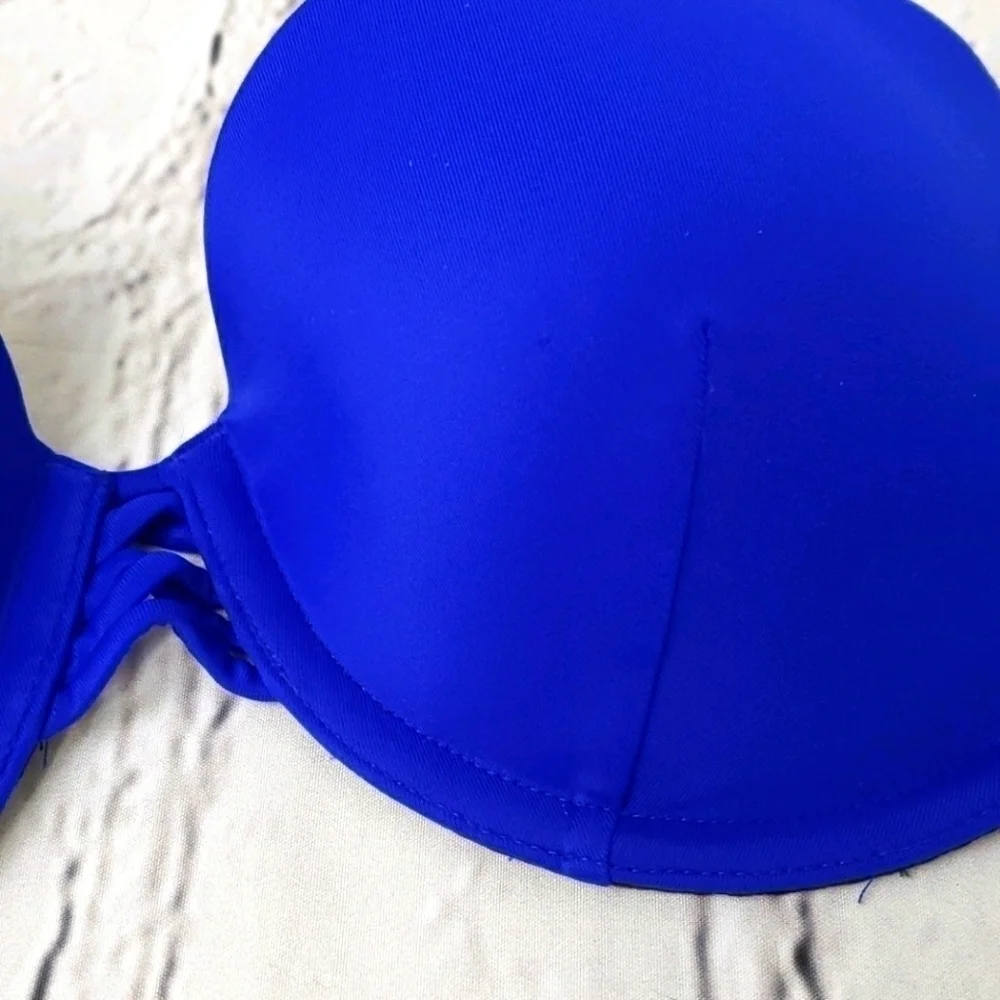 Victorias Secret Bikini Top Push Up 32D Like New!